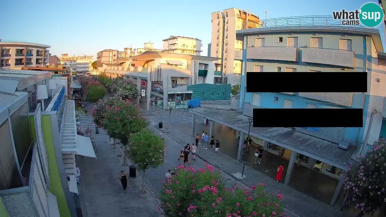 Bibione Fußgängerzone Webcam – Viale delle Costellazioni live