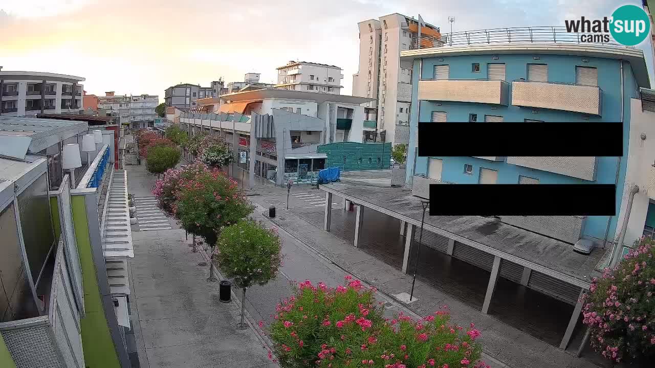 Webcam Paseo de Bibione – Viale delle Costellazioni en directo
