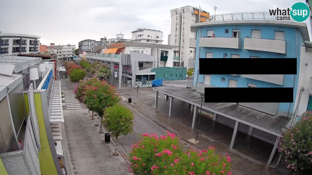 Web kamera Bibione Šetnica – Viale delle Costellazioni uživo