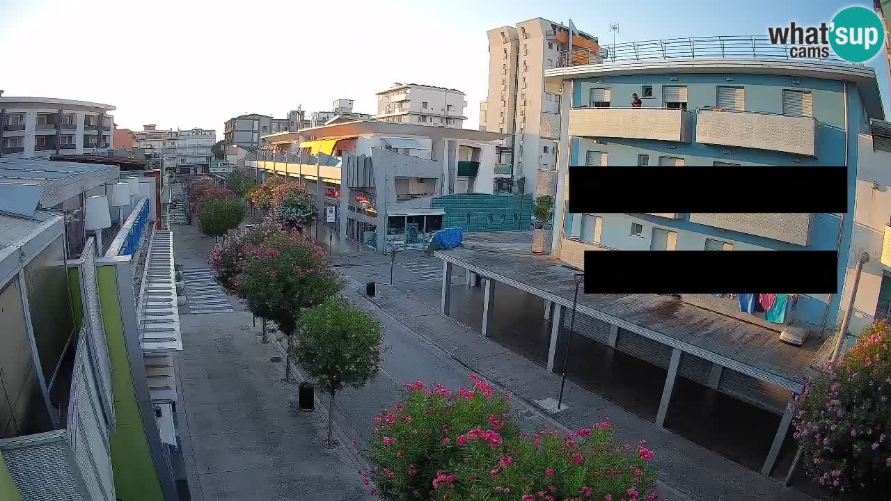 Web kamera Bibione Šetnica – Viale delle Costellazioni uživo