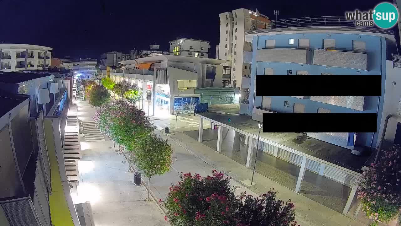 Webcam Passeggiata Bibione – Viale delle Costellazioni in Diretta