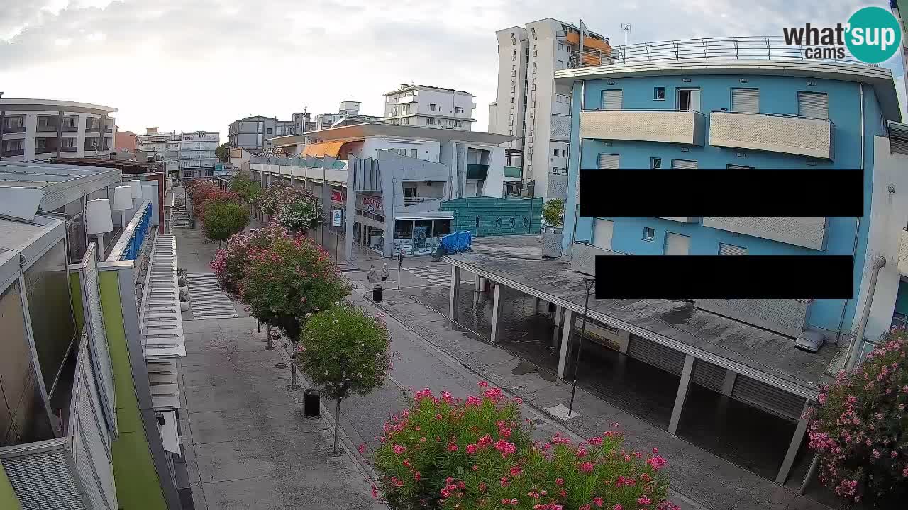 Bibione Fußgängerzone Webcam – Viale delle Costellazioni live