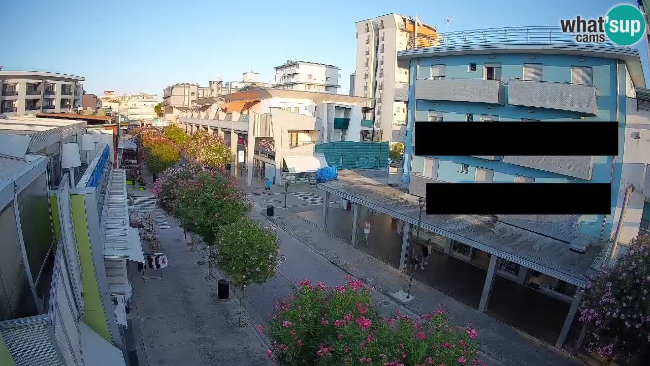 Bibione Fußgängerzone Webcam – Viale delle Costellazioni live