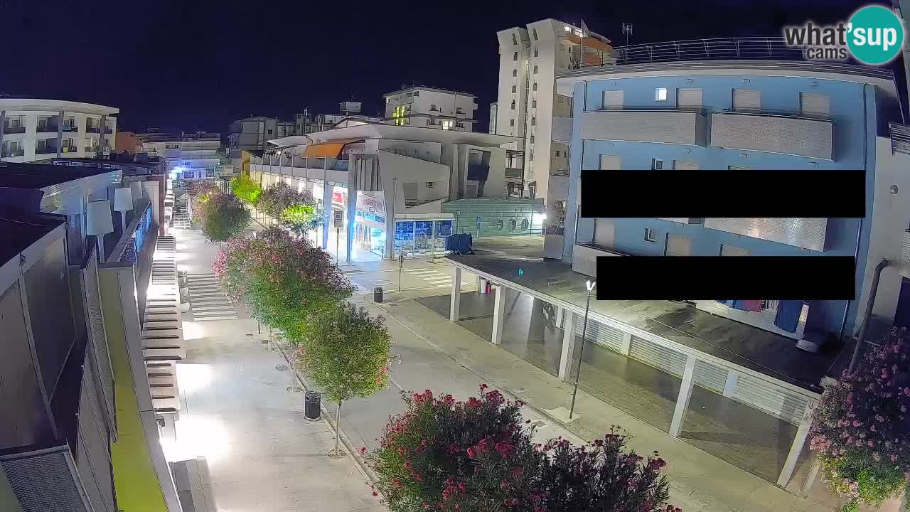 Webcam Passeggiata Bibione – Viale delle Costellazioni in Diretta