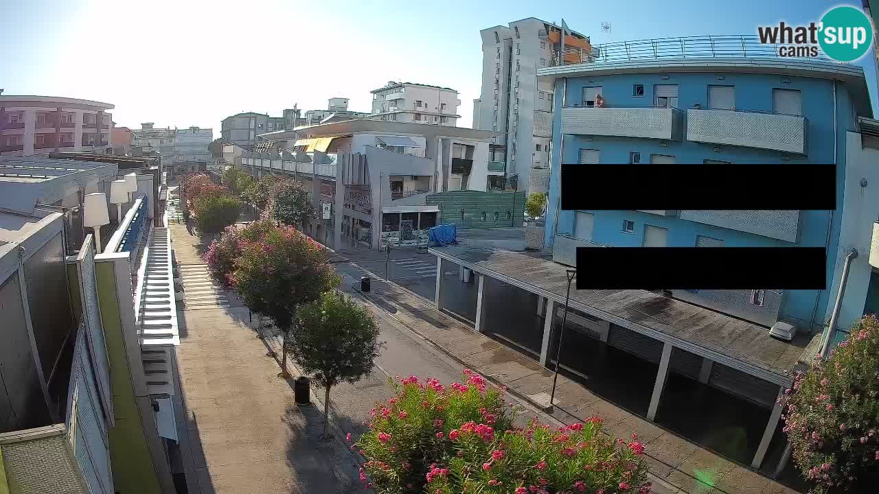 Web kamera Bibione Šetnica – Viale delle Costellazioni uživo