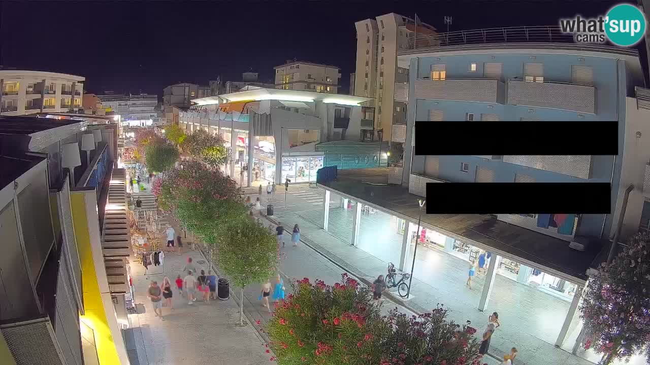 Spletna kamera Bibione Peš cona – Viale delle Costellazioni v živo
