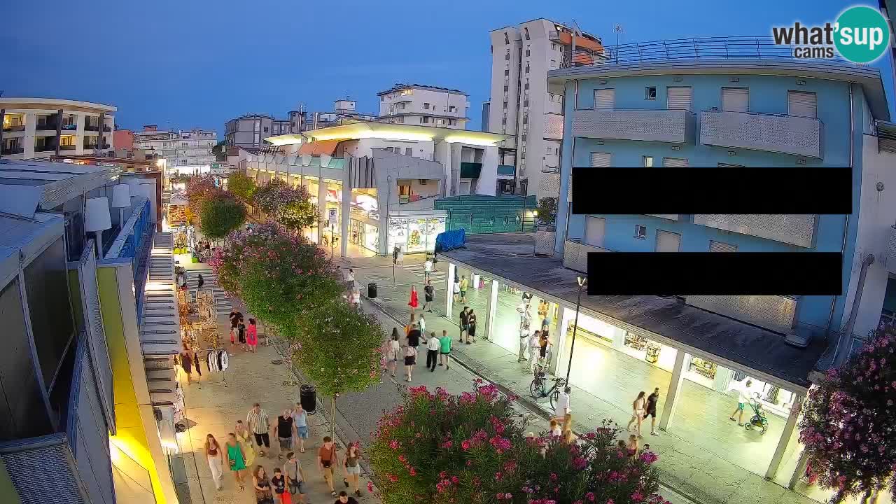 Spletna kamera Bibione Peš cona – Viale delle Costellazioni v živo