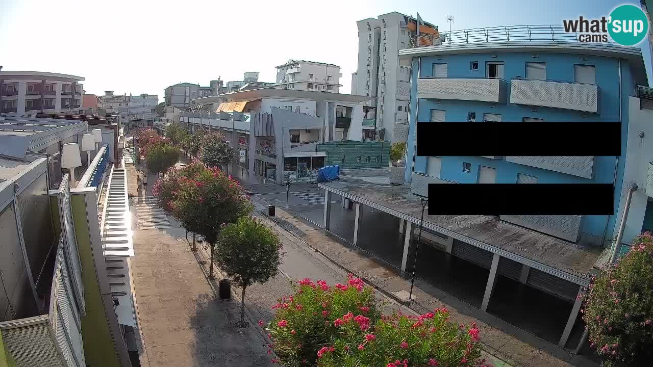 Web kamera Bibione Šetnica – Viale delle Costellazioni uživo