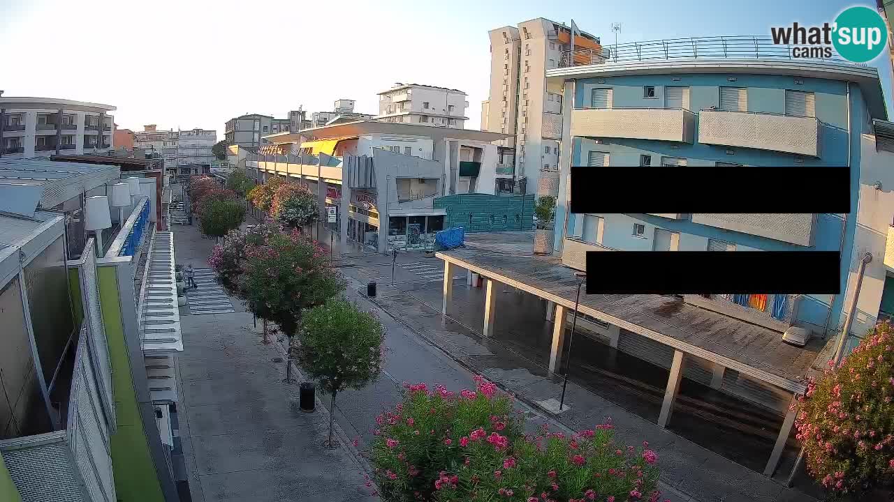 Web kamera Bibione Šetnica – Viale delle Costellazioni uživo