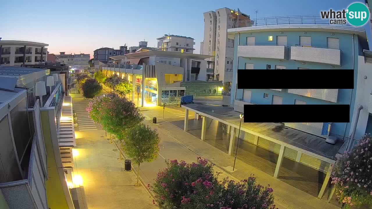 Bibione Fußgängerzone Webcam – Viale delle Costellazioni live