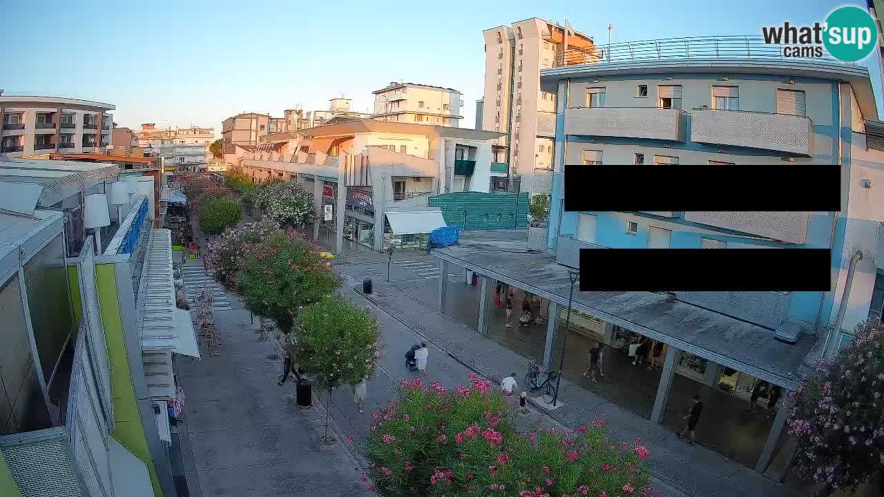 Webcam Passeggiata Bibione – Viale delle Costellazioni in Diretta