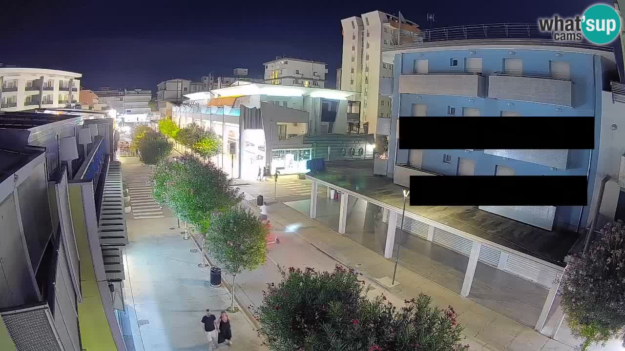 Webcam Passeggiata Bibione – Viale delle Costellazioni in Diretta