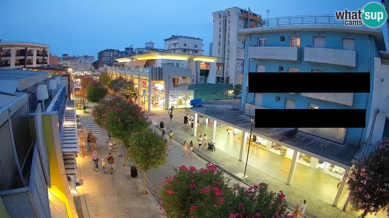 Webcam Passeggiata Bibione – Viale delle Costellazioni in Diretta
