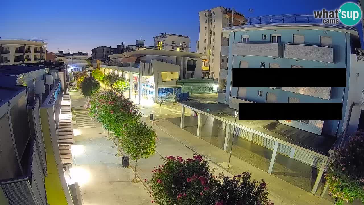Webcam Promenade de Bibione – Viale delle Costellazioni en direct