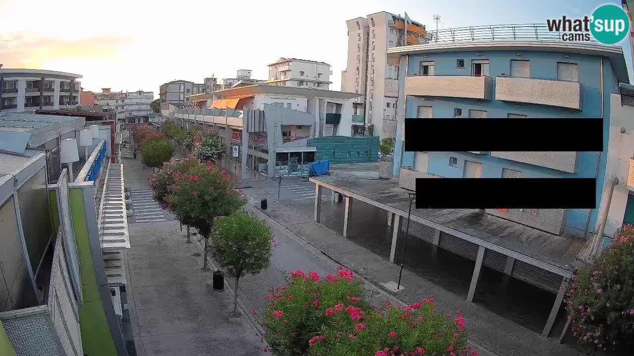 Webcam Paseo de Bibione – Viale delle Costellazioni en directo