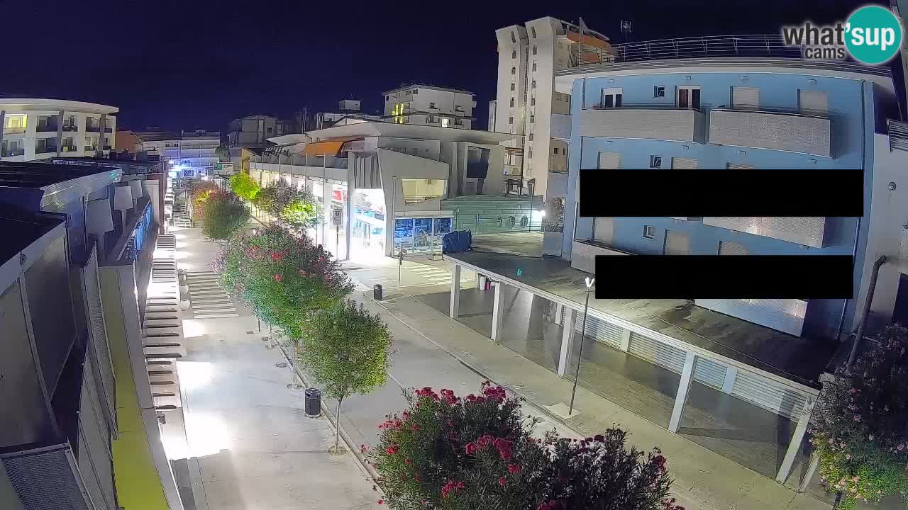 Webcam Passeggiata Bibione – Viale delle Costellazioni in Diretta