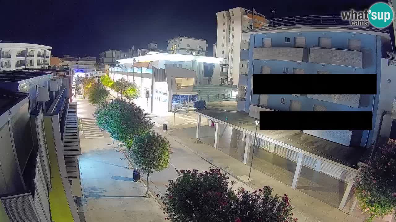 Webcam Passeggiata Bibione – Viale delle Costellazioni in Diretta