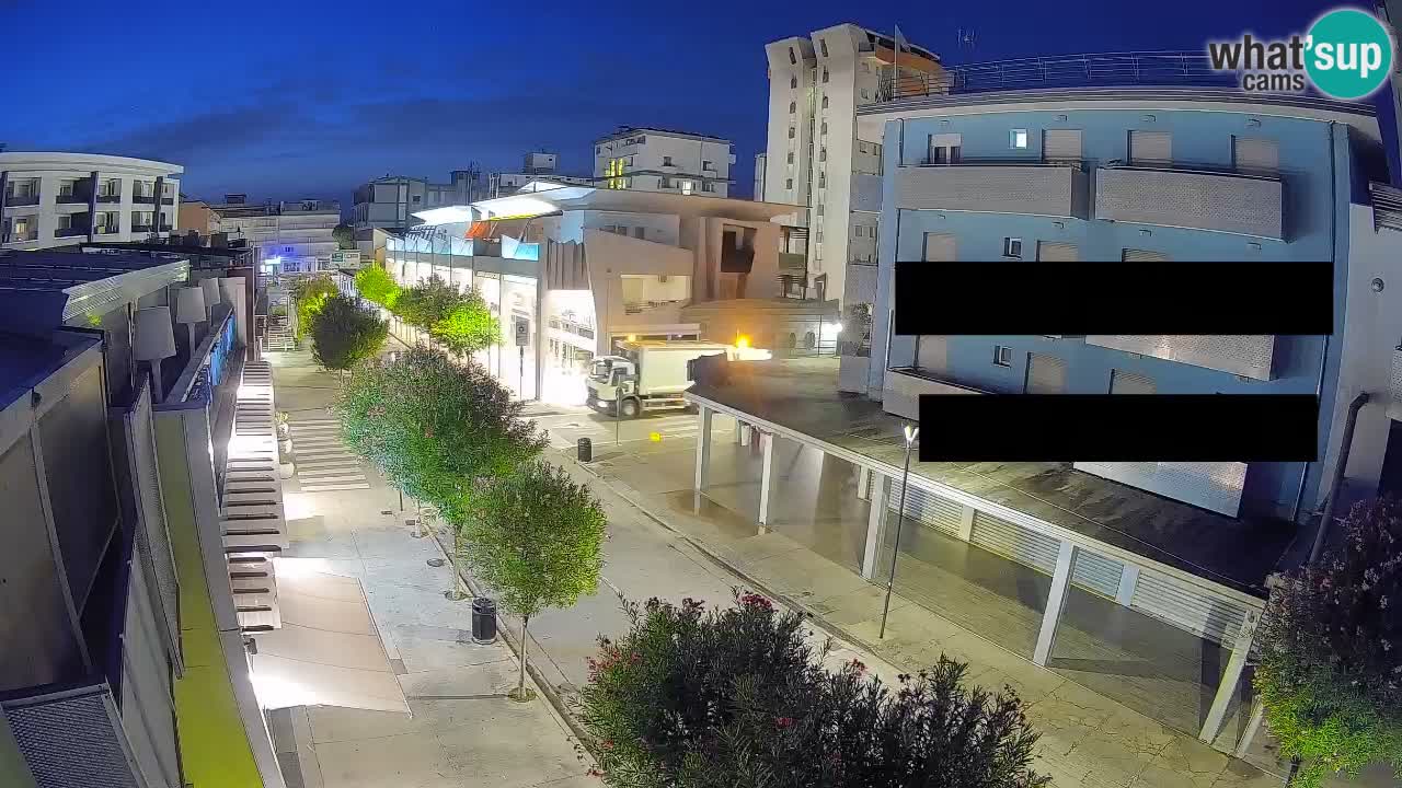 Bibione Fußgängerzone Webcam – Viale delle Costellazioni live