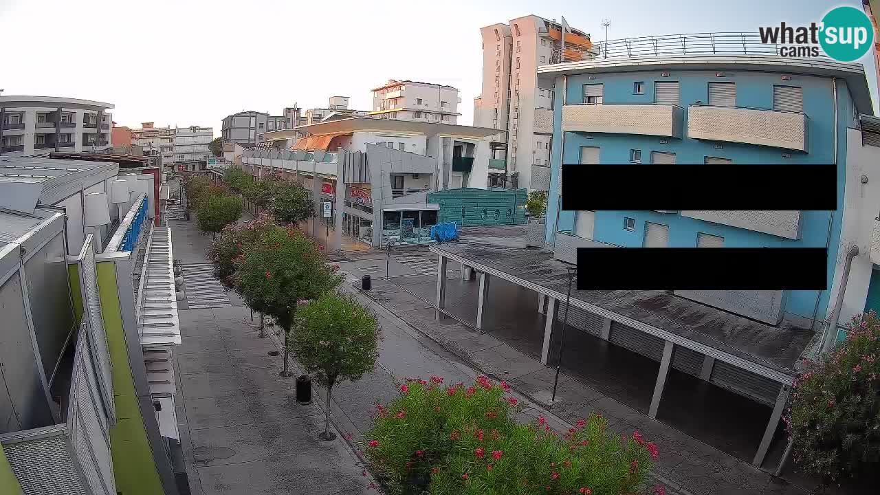 Bibione Fußgängerzone Webcam – Viale delle Costellazioni live