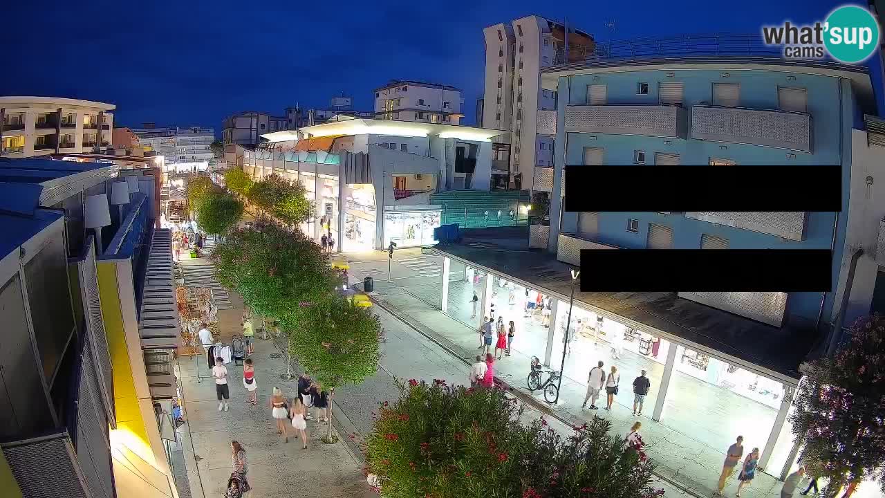 Spletna kamera Bibione Peš cona – Viale delle Costellazioni v živo