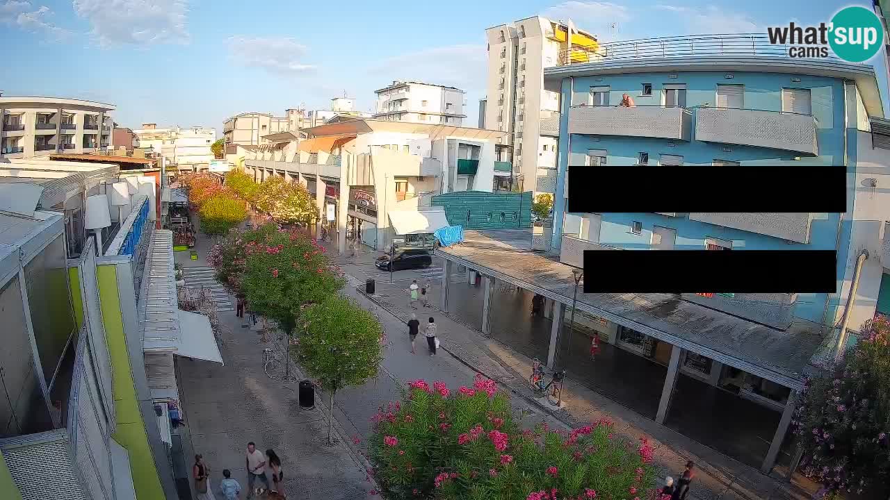 Bibione Fußgängerzone Webcam – Viale delle Costellazioni live
