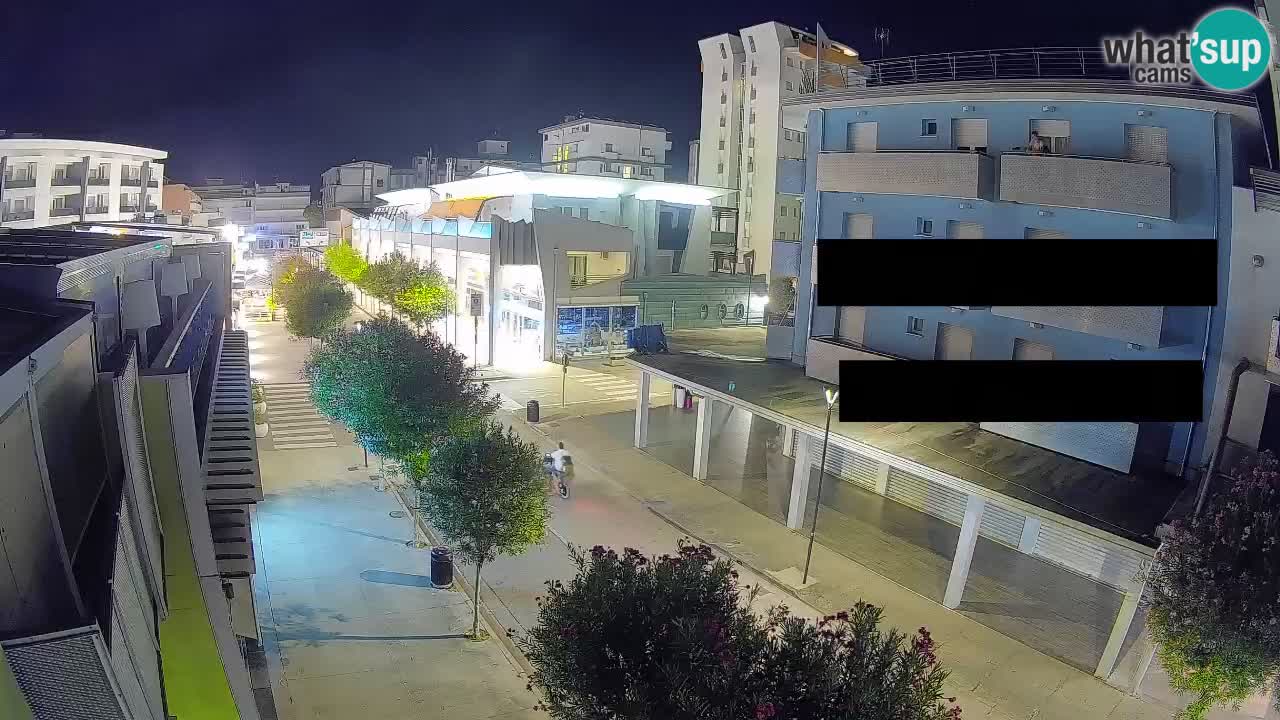 Web kamera Bibione Šetnica – Viale delle Costellazioni uživo