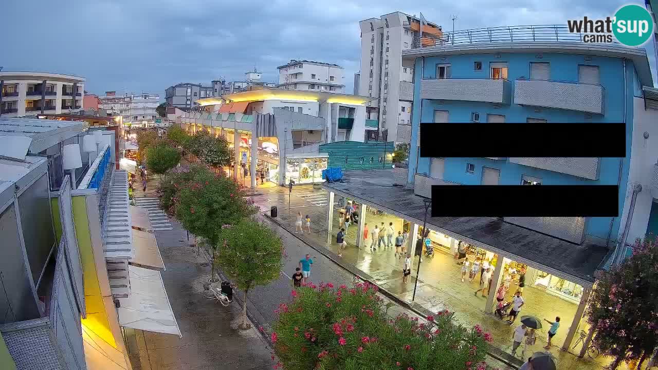 Webcam Passeggiata Bibione – Viale delle Costellazioni in Diretta
