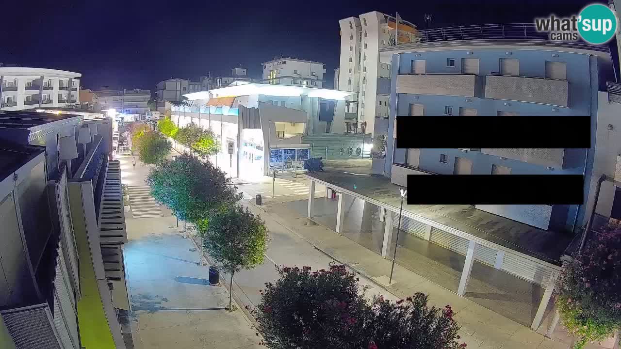 Web kamera Bibione Šetnica – Viale delle Costellazioni uživo