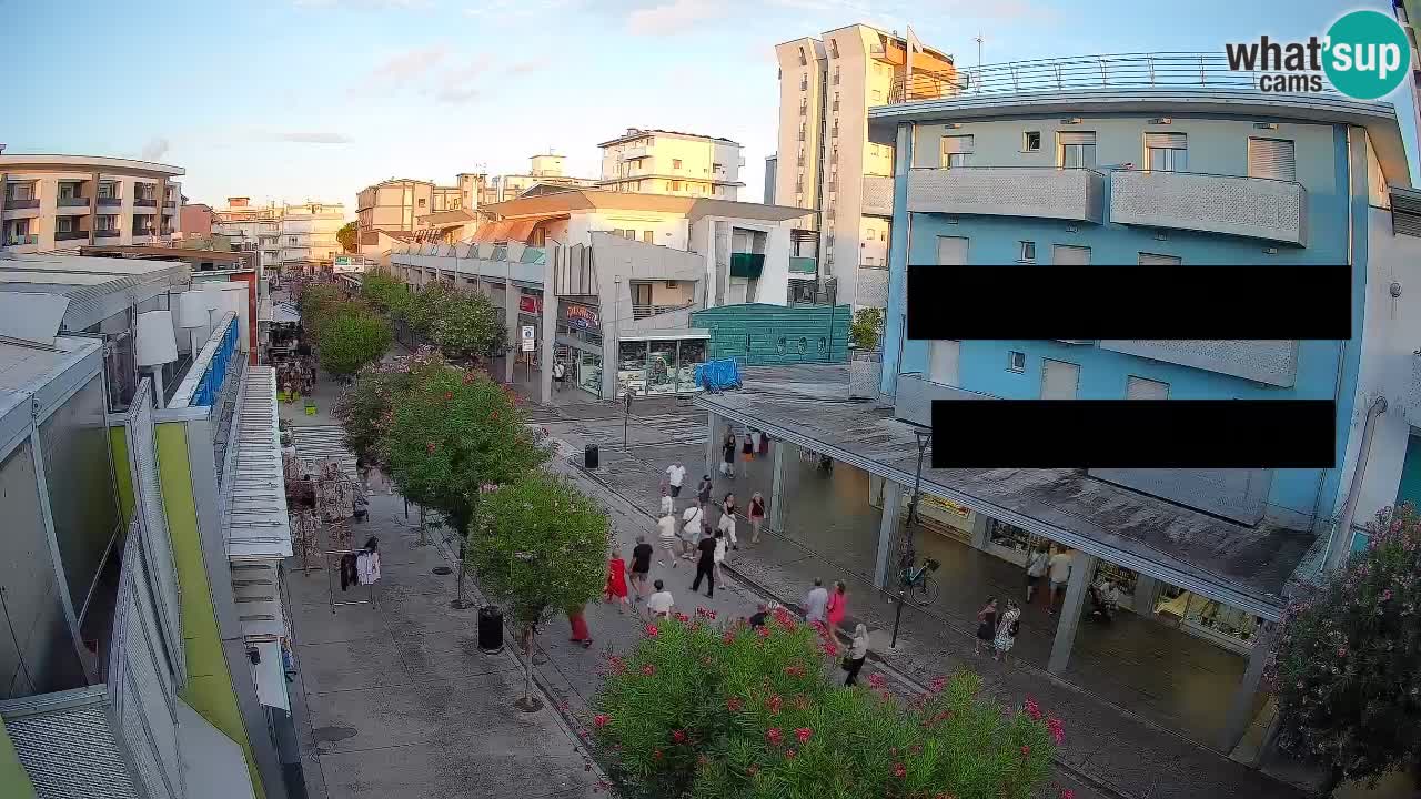 Bibione Fußgängerzone Webcam – Viale delle Costellazioni live
