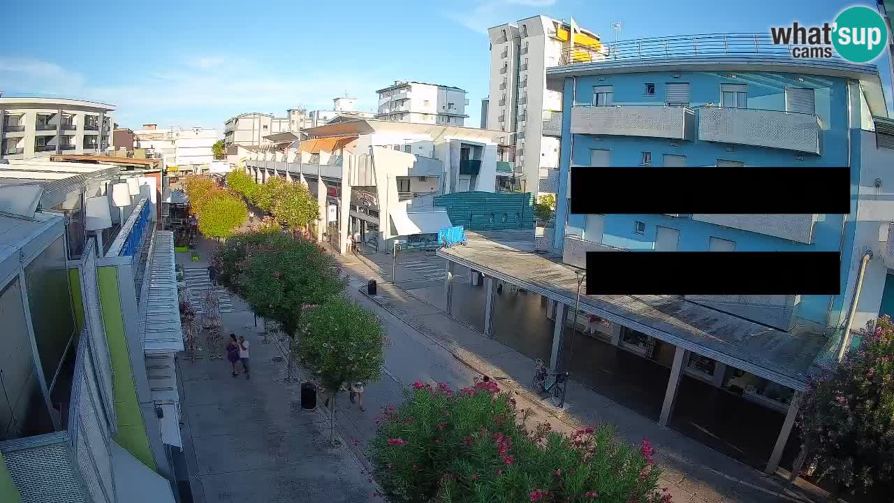 Webcam Passeggiata Bibione – Viale delle Costellazioni in Diretta