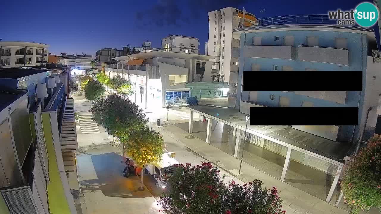 Bibione Fußgängerzone Webcam – Viale delle Costellazioni live