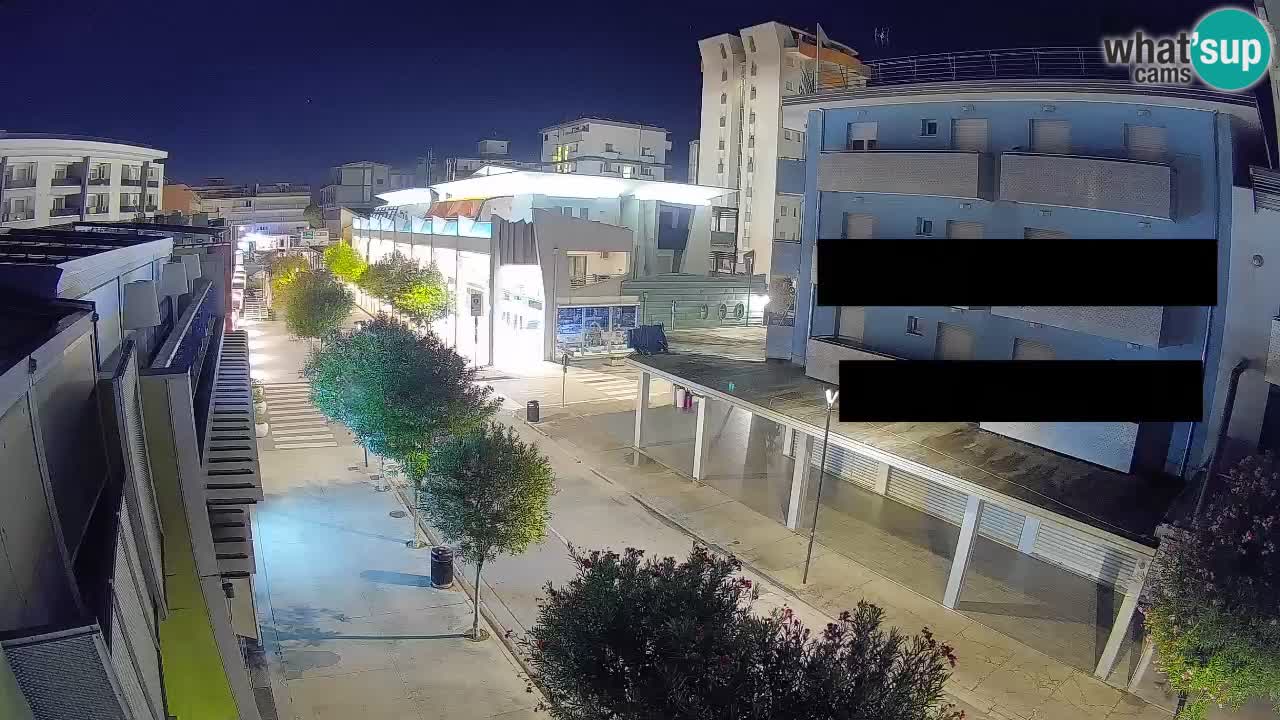 Webcam Passeggiata Bibione – Viale delle Costellazioni in Diretta
