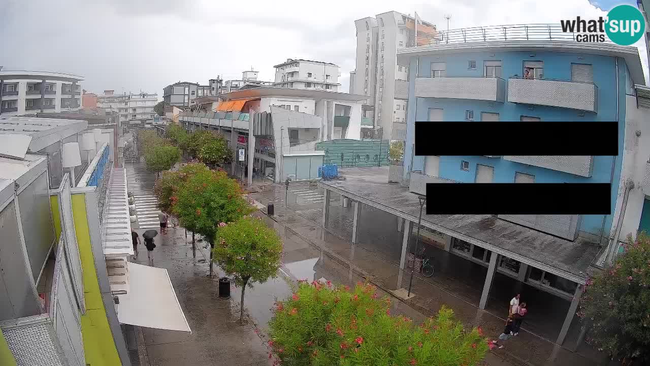 Web kamera Bibione Šetnica – Viale delle Costellazioni uživo