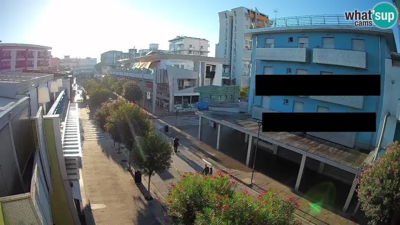 Webcam Passeggiata Bibione – Viale delle Costellazioni in Diretta