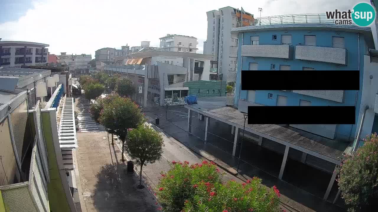 Webcam Passeggiata Bibione – Viale delle Costellazioni in Diretta