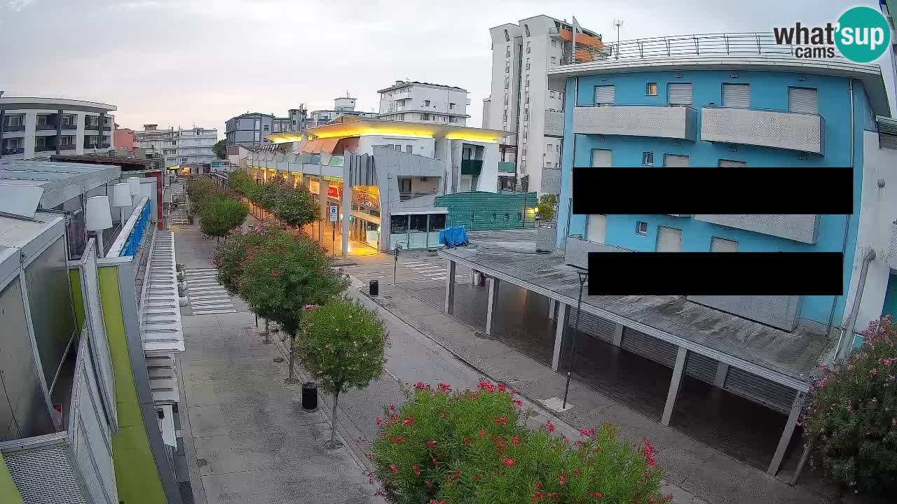 Bibione Fußgängerzone Webcam – Viale delle Costellazioni live