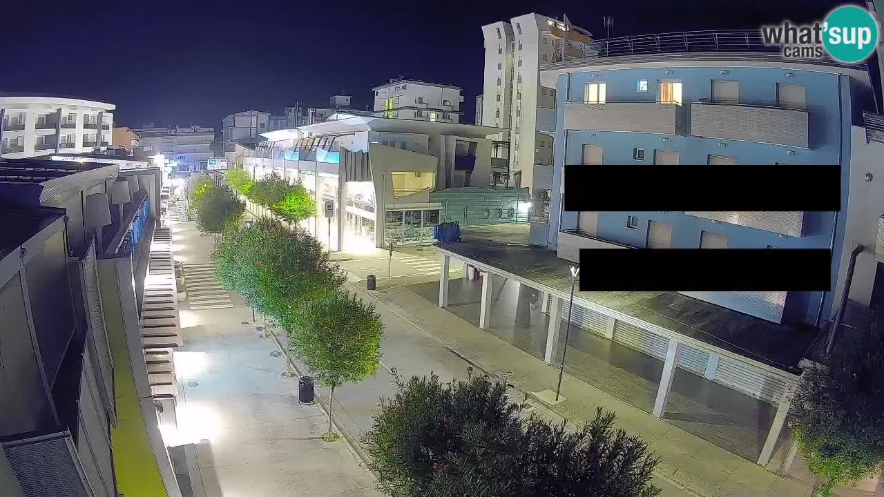 Webcam Passeggiata Bibione – Viale delle Costellazioni in Diretta