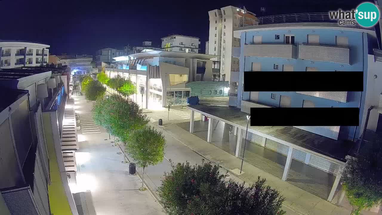 Web kamera Bibione Šetnica – Viale delle Costellazioni uživo