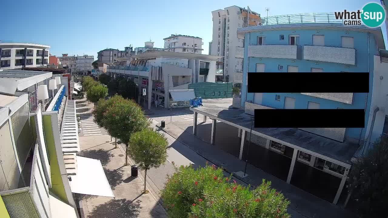 Web kamera Bibione Šetnica – Viale delle Costellazioni uživo