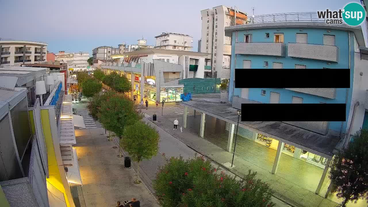 Bibione Fußgängerzone Webcam – Viale delle Costellazioni live