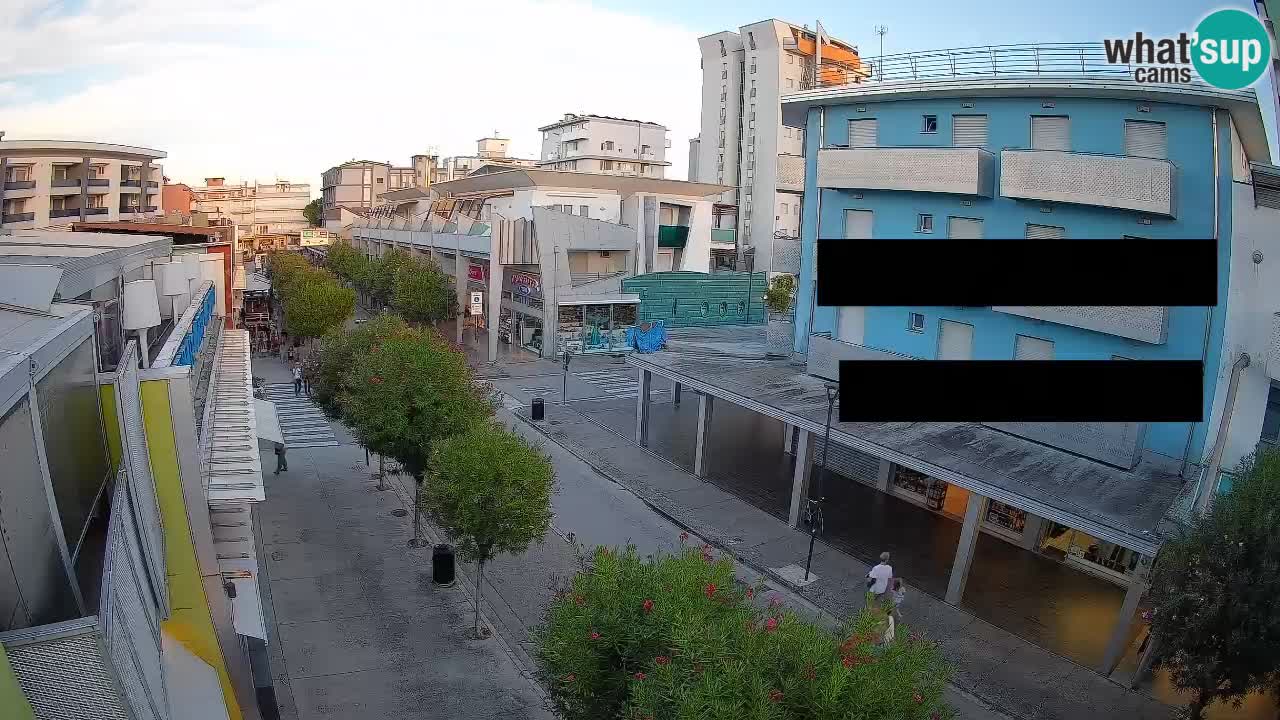 Bibione Fußgängerzone Webcam – Viale delle Costellazioni live