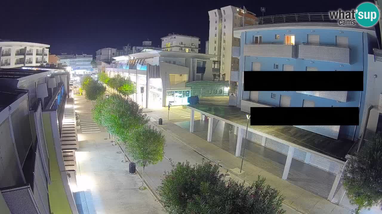 Bibione Fußgängerzone Webcam – Viale delle Costellazioni live