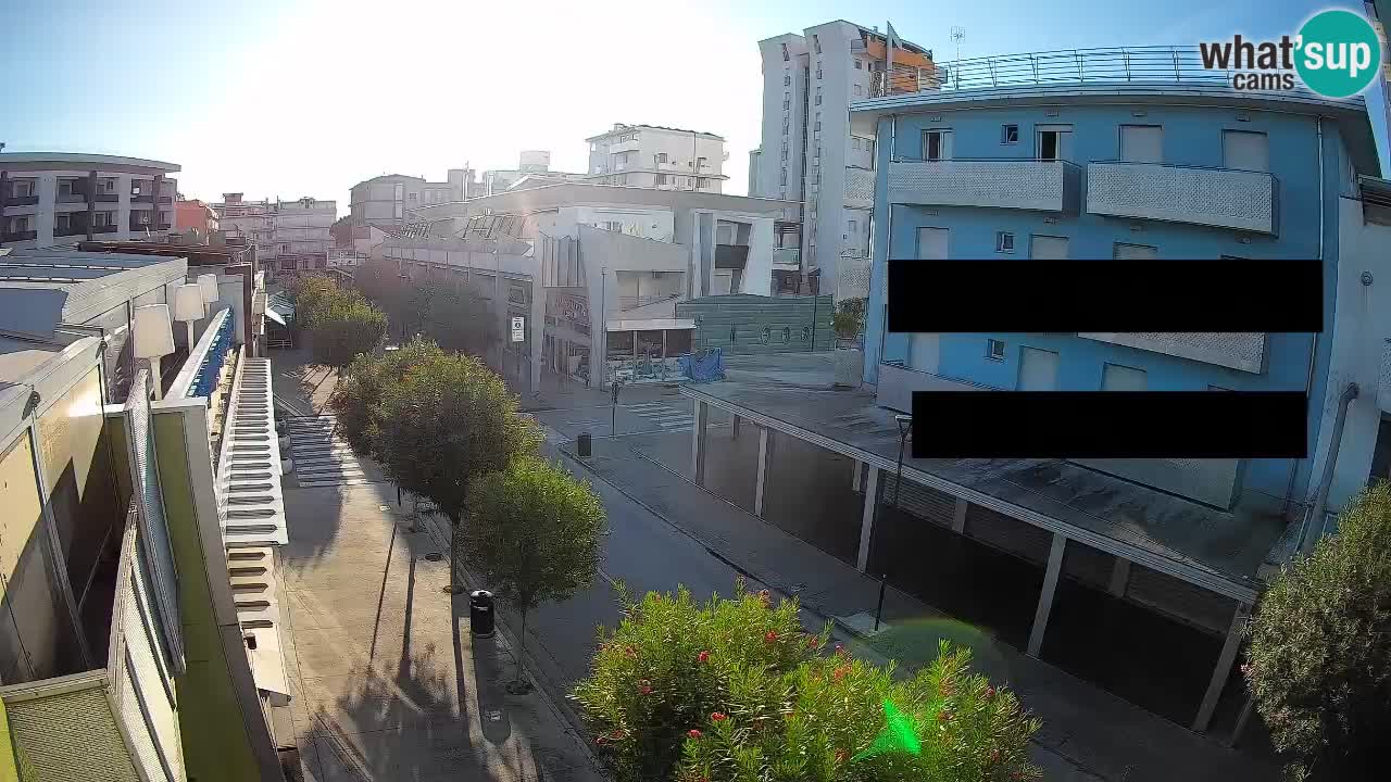 Web kamera Bibione Šetnica – Viale delle Costellazioni uživo