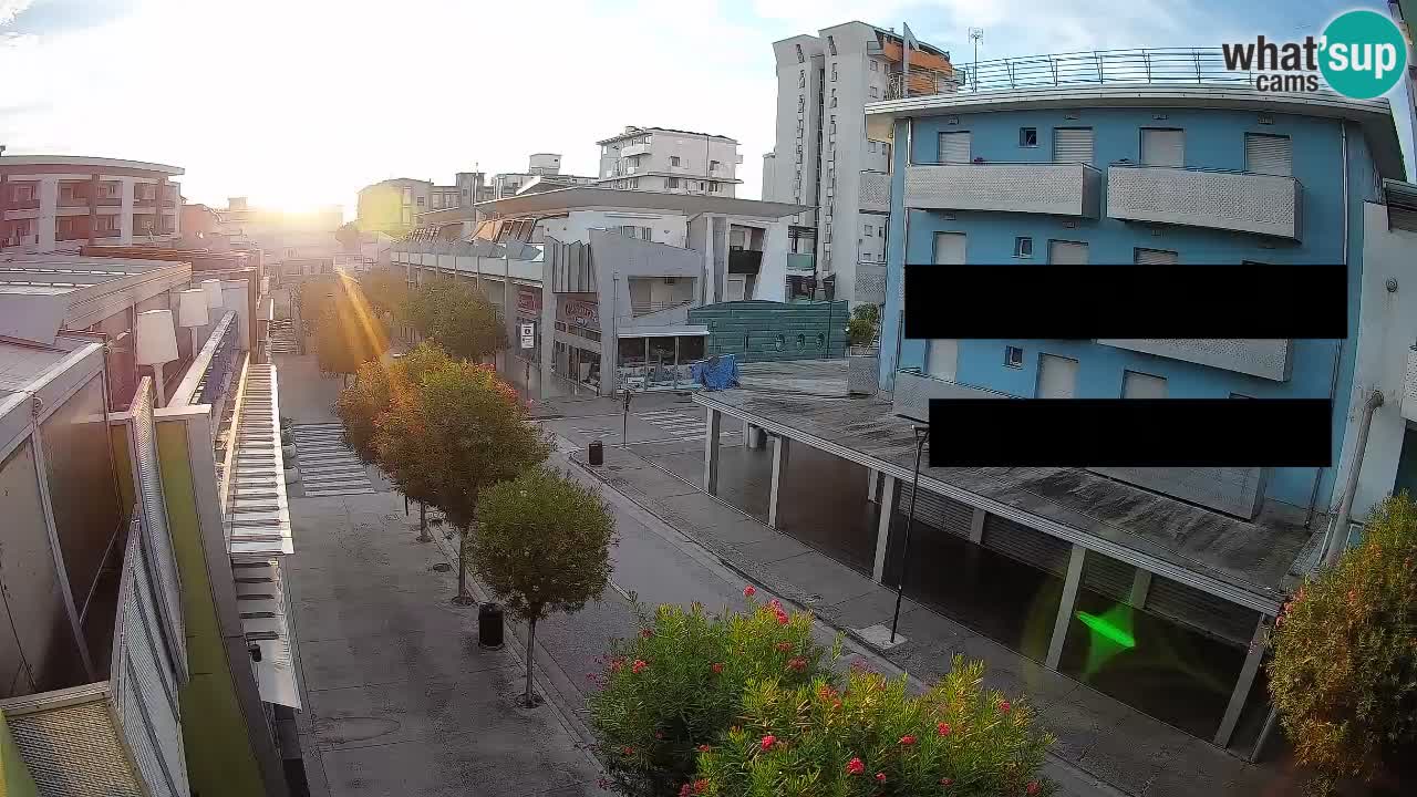 Bibione Fußgängerzone Webcam – Viale delle Costellazioni live