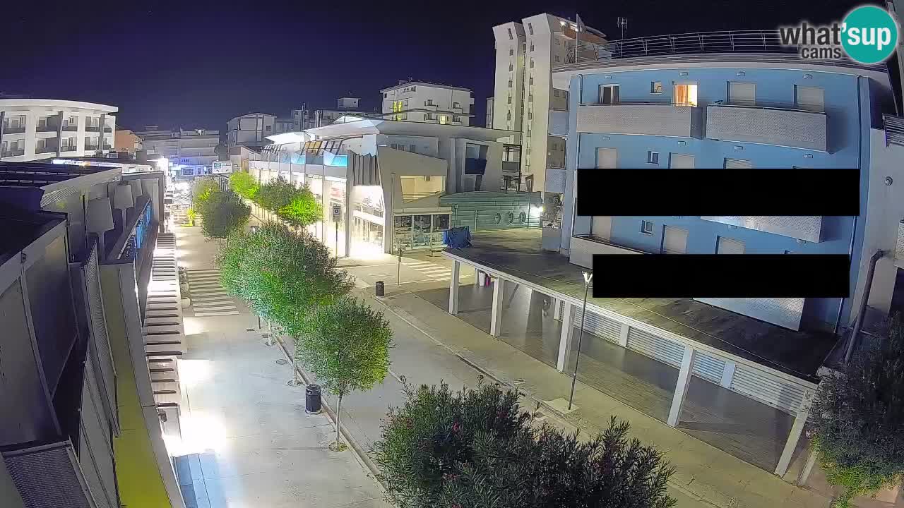Bibione Fußgängerzone Webcam – Viale delle Costellazioni live