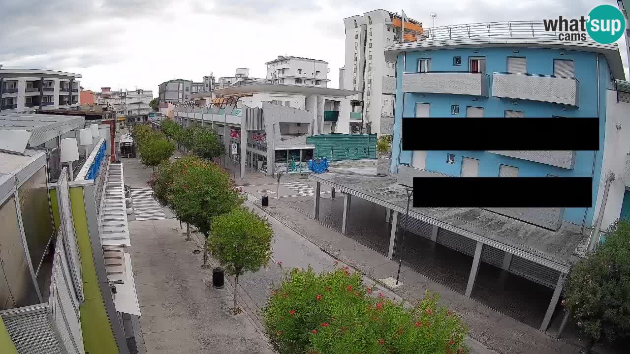 Spletna kamera Bibione Peš cona – Viale delle Costellazioni v živo