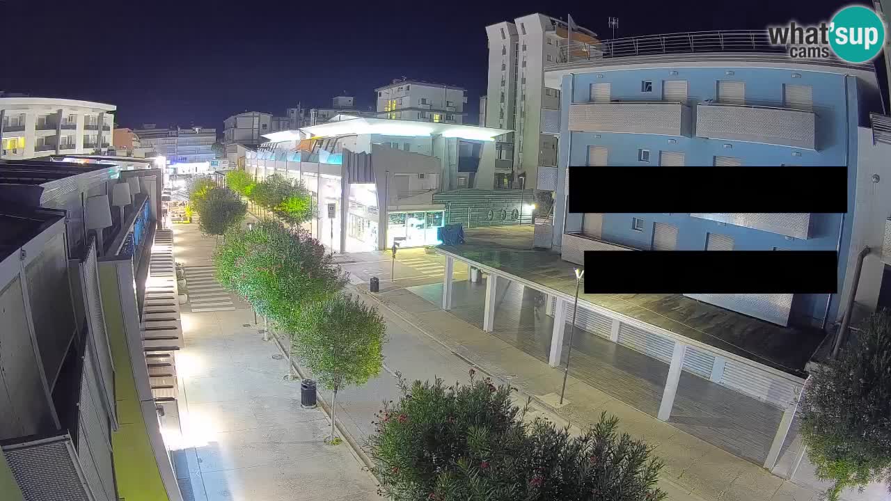 Webcam Passeggiata Bibione – Viale delle Costellazioni in Diretta