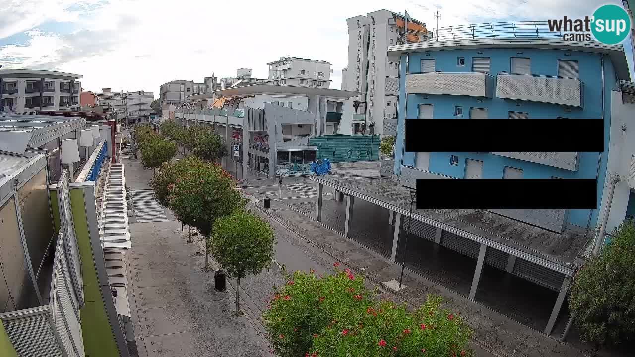 Bibione Fußgängerzone Webcam – Viale delle Costellazioni live