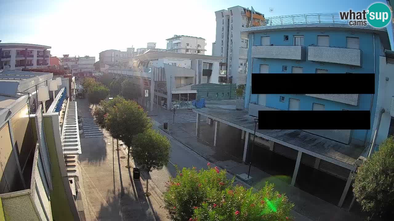 Bibione Fußgängerzone Webcam – Viale delle Costellazioni live