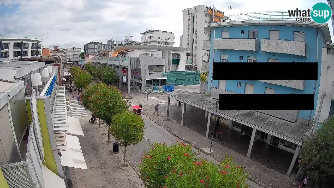 Webcam Passeggiata Bibione – Viale delle Costellazioni in Diretta